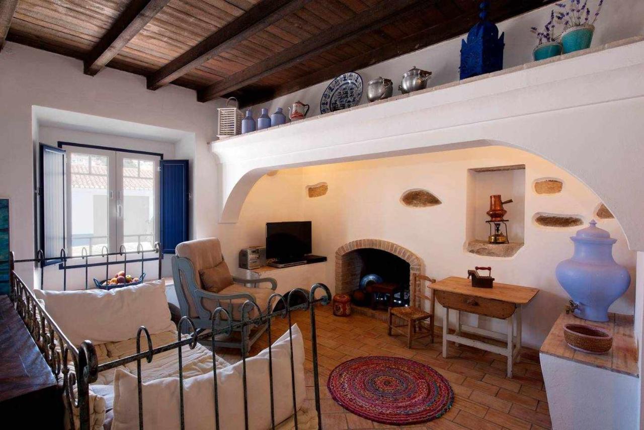 Casa Da Tia Amalia Hostel Mértola Екстериор снимка